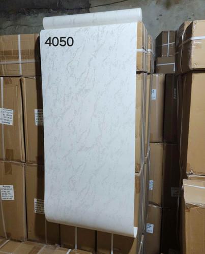 کاغذدیواری سفید ساده رگه دار کد 4050 قابل شستشو